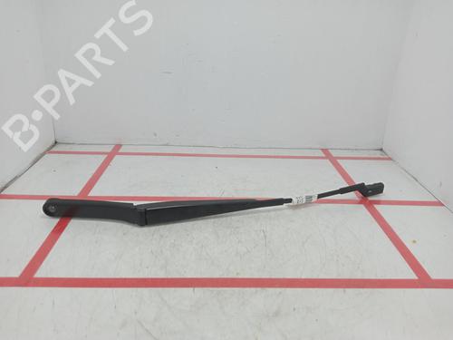 front-windshield-wiper-arm-seat-leon-5f1-2012-2013-2014-2015-2016-2017-2018-2019-2020-2021-33994421 main image
