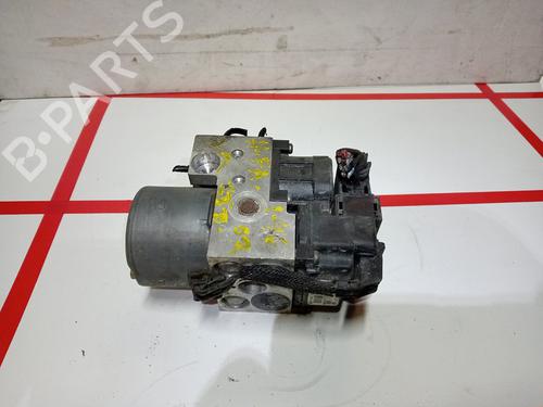 Used ABS pump ABS pump ALFA ROMEO 146 (930_) 1.9 JTD (930.B4B) (105 hp) 7400035 7400035