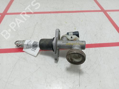 Used Clutch slave cylinder Clutch slave cylinder 32748602 32748602