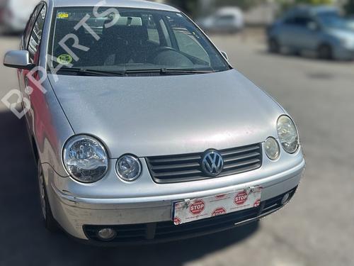 Frontplade/Frontkurv Frontplade/Frontkurv VW POLO IV (9N_, 9A_) 1.4 16V (75 hp) 37153444 37153444