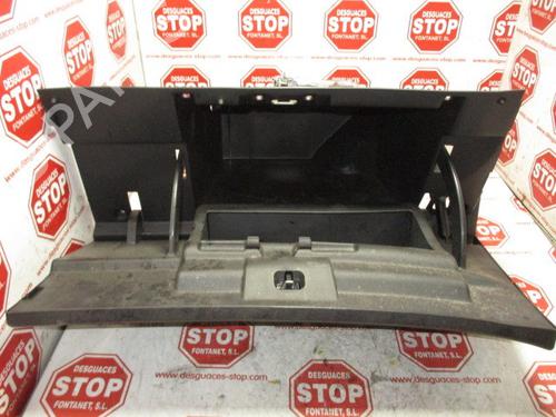 Glove box NISSAN QASHQAI / QASHQAI +2 I (J10, NJ10, JJ10E)  | BP7527204C95 