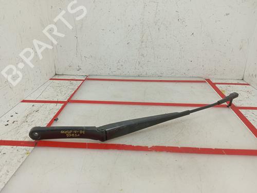 Used Front windshield wiper arm VW GOLF V (1K1) [2003-2010]  22348275