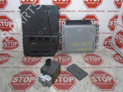 Used Engine control unit (ECU) RENAULT SCÉNIC II (JM0/1_) [2003-2010]  32293052