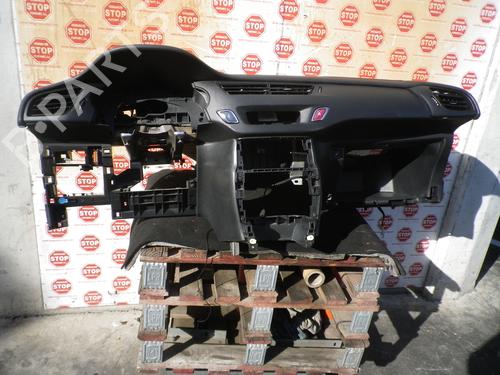 Instrumentbord CITROËN C1 (PM_, PN_) 1.0 (68 hp) 8402988
