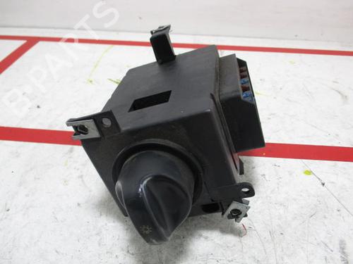 Used Headlight switch MERCEDES-BENZ A-CLASS (W168) A 140 (168.031, 168.131) (82 hp) 15931564