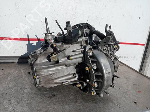 Used Gearbox PEUGEOT 5008 (0U_, 0E_) 2.0 HDi 150 / BlueHDi 150 (150 hp) 21093982