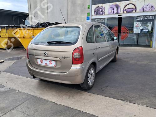 Right headlight CITROËN XSARA PICASSO (N68) 2.0 HDi | BP15934468C29 