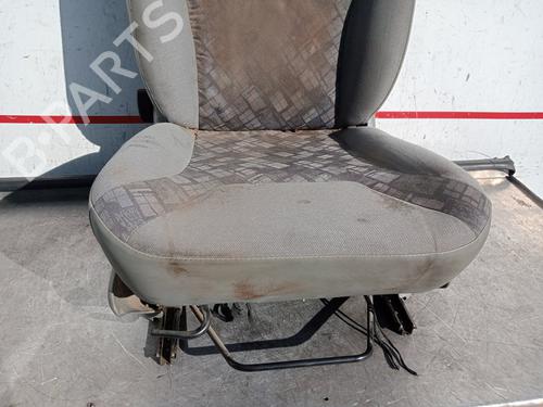 Left front seat OPEL VIVARO A Van (X83) 1.9 DTI (F7) | BP29206360C15 
