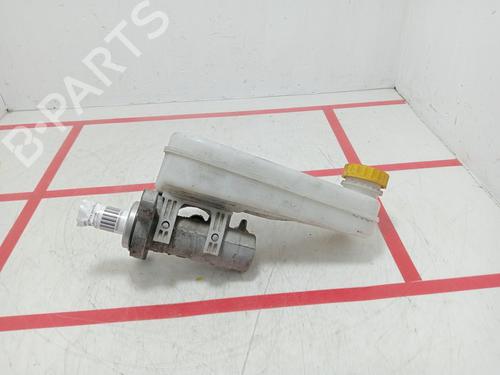 Used Brake master cylinder Brake master cylinder 33938672 33938672