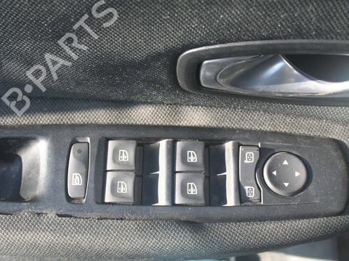 Injector RENAULT GRAND SCÉNIC III (JZ0/1_)  | BP8138432M100 