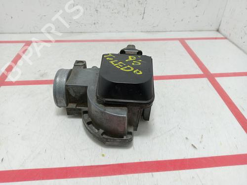 Used Mass air flow sensor Mass air flow sensor SEAT TOLEDO I (1L2) [1991-1999] 32528157 32528157