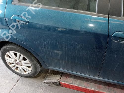 Used Right rear door Right rear door FIAT PUNTO EVO (199_) 1.3 D Multijet (199AXC1A, 199BXC1A, 199AXT1A, 199BXT1A) (75 hp) 34277574 34277574