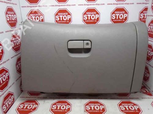 Glove box MITSUBISHI GRANDIS (NA_W) 2.0 DI-D (NA8W) (136 hp) 505246 |