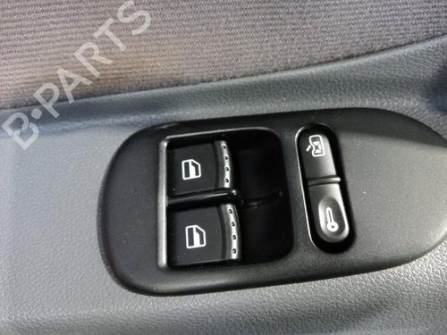 Used Left front window switch SEAT TOLEDO II (1M2) [1998-2006]  31046767