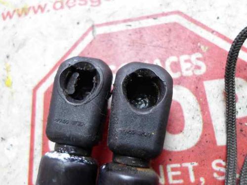 Tailgate lift support MERCEDES-BENZ M-CLASS (W163) ML 270 CDI (163.113) | BP15921632C138 