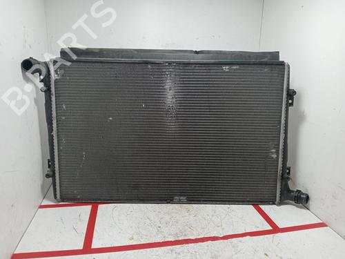 Used Water radiator VW GOLF V Variant (1K5) [2007-2009]  16480535