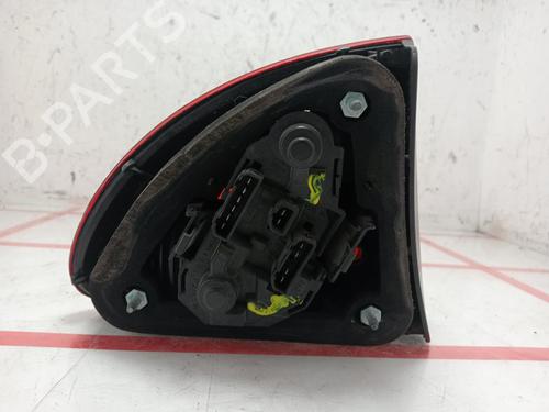 Høyre baklys SEAT LEON (1M1)  | BP27866886C35 