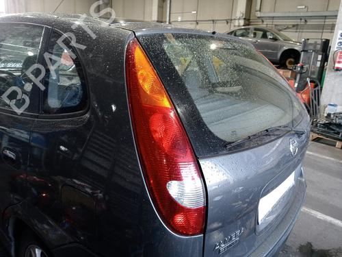 Used Left taillight NISSAN ALMERA TINO (V10) [1998-2006]  30681747