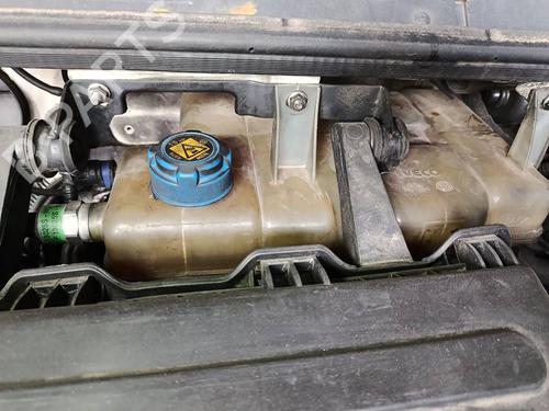 Used Expansion tank Expansion tank IVECO DAILY V Platform/Chassis 35C15, 35S15, 40C15, 45C15, 50C15, 60C15, 65C15, 70C15 (146 hp) 40091799 40091799