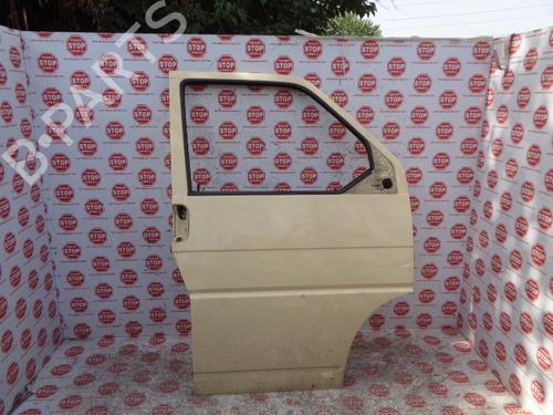 Used Right front door VW TRANSPORTER T4 Van (70A, 70H, 7DA, 7DH) 2.5 TDI (88 hp) 8207203
