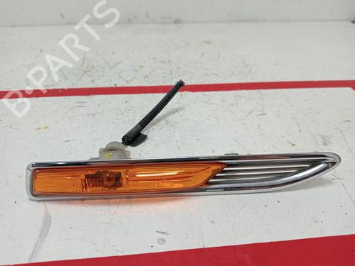 Repetiteur clignotant avant droit FORD MONDEO IV (BA7) 2.2 TDCi (175 hp) 15951392