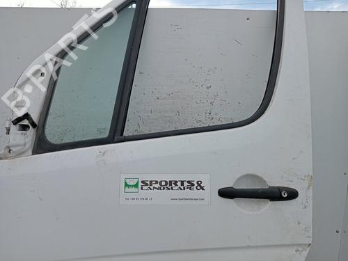 Left front door MERCEDES-BENZ SPRINTER 3-t Platform/Chassis (B906) 218 CDI (906.111, 906.113, 906.211, 906.213) | BP29722029C2 