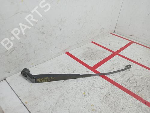 Used Front windshield wiper arm SUZUKI JIMNY Closed Off-Road Vehicle (SN) 1.5 DDiS 4WD (SN415D) (65 hp) 21129596