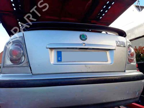 Right headlight SKODA OCTAVIA I (1U2) 1.9 TDI | BP7321583C29