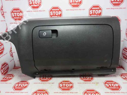 Used Glove box VW GOLF VI (5K1) 2.0 TDI (110 hp) 7397181