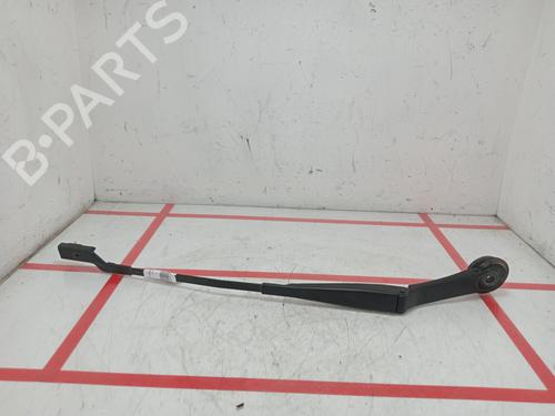 front-windshield-wiper-arm-ford-focus-iii-2010-2011-2012-2013-2014-2015-2016-2017-2018-2019-2020-32708756 main image