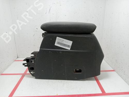 Used Armrest / Center console Armrest / Center console PEUGEOT 208 II (UB_, UP_, UW_, UJ_) [2019-2026] 29533941 29533941