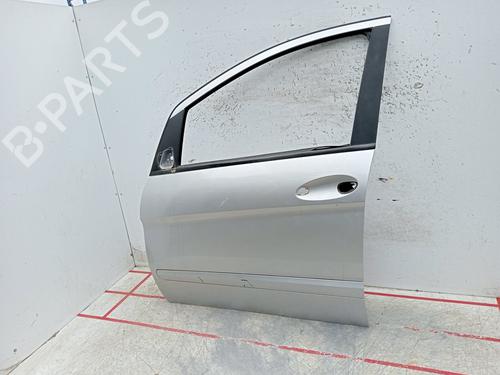 Used Left front door MERCEDES-BENZ B-CLASS Sports Tourer (W245) [2005-2011]  26224928