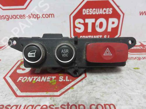 Used Warning switch ALFA ROMEO 159 Sportwagon (939_) 1.9 JTDM 16V (939BXC1B, 939BXC12) (150 hp) 7397273