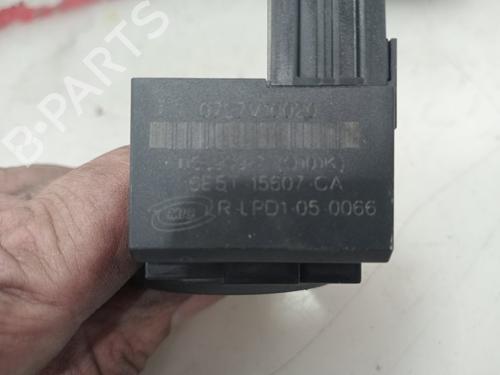 Engine control unit (ECU) FORD FOCUS III  | BP21001972M57 