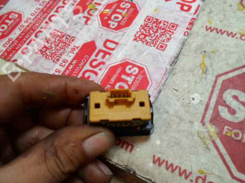 Left front window switch BMW 3 (E36) 316 i | BP7343902I27 