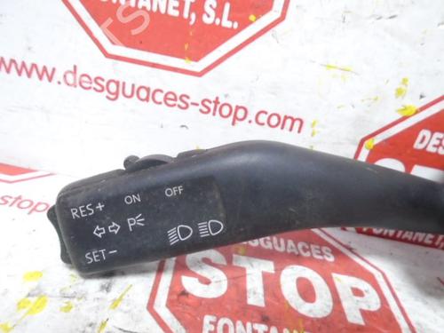 Steering column stalk SEAT LEON (1P1) 2.0 TDI | BP7391351I23 