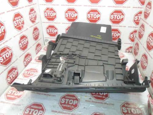 Glove box RENAULT MEGANE III Hatchback (BZ0/1_, B3_) 1.2 TCe (BZ2B, BZ11) | BP7397309C95 