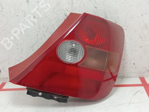 Used Right taillight HONDA CIVIC VII Hatchback (EU, EP, EV) 1.6 i (EP2, EU8, EU6) (110 hp) 27662256