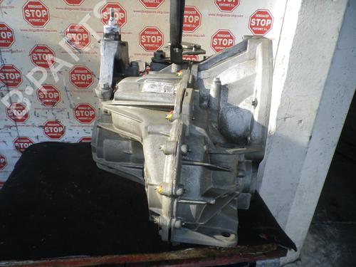 Used Gearbox RENAULT LAGUNA III Grandtour (KT0/1) 2.0 dCi (KT01, KT08, KT09, KT0K, KT12, KT1D, KT1W) (150 hp) 8251821