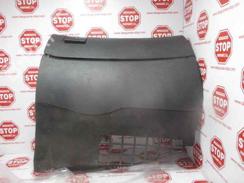 Boîte à gants AUDI A4 B5 (8D2) 2.6 (150 hp) 7395155