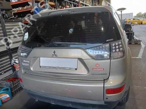 Højre fortil lås MITSUBISHI OUTLANDER II (CW_W) 2.0 DI-D (CW8W) | BP30468390C97 