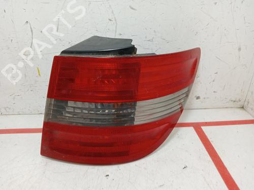 Used Right taillight Right taillight 26224952 26224952