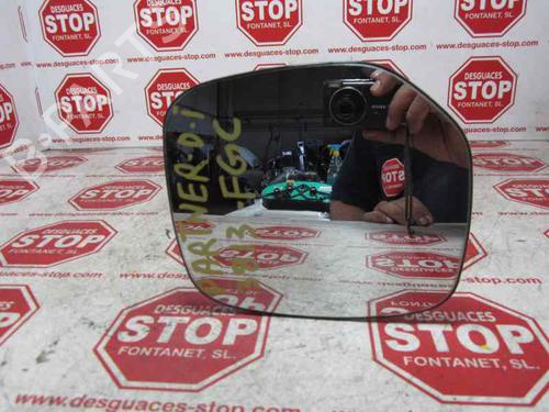 Used Left mirror glass PEUGEOT PARTNER Box Body/MPV (5_, G_) [1996-2025]  15920615