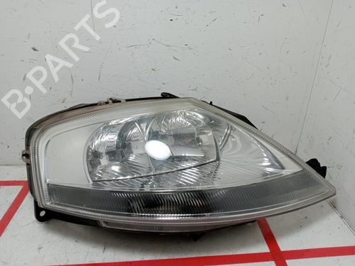 Used Right headlight CITROËN C3 I (FC_, FN_) 1.4 HDi (68 hp) 30700903