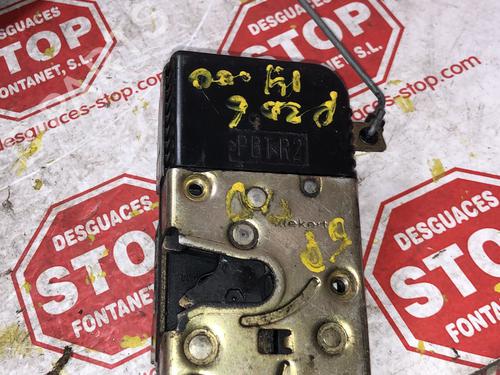 Used Front right lock PEUGEOT 206 Hatchback (2A/C) 1.4 i (75 hp) 7339593