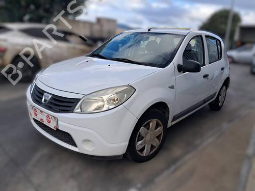 engine-control-unit-ecu-dacia-sandero-2008-40011395 main image