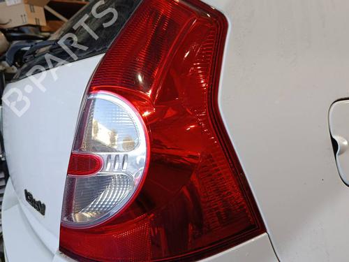 right-taillight-dacia-sandero-2008-40011390 main image