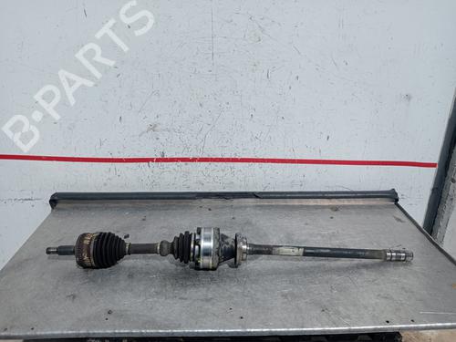 Used Right front driveshaft MERCEDES-BENZ VITO Van (W638) 113 2.0 (638.014, 638.094) (129 hp) 28125320