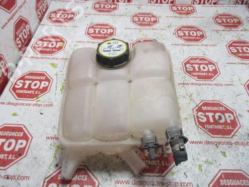 Used Expansion tank FORD GRAND C-MAX (DXA/CB7, DXA/CEU) 1.0 EcoBoost (125 hp) 15924445