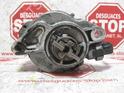Used Vacuum pump VOLVO C30 (533) 1.6 D (109 hp) 7321113